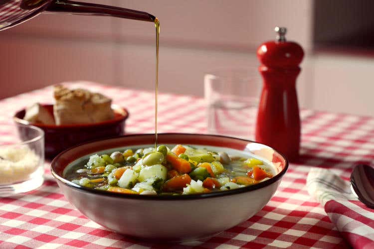 Come cucinare il minestrone Come cucinare il minestrone