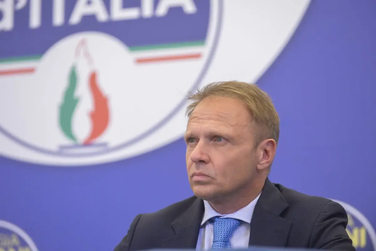 Francesco Lollobrigida&nbsp; Lollobrigida: &ldquo;Pi&ugrave; personale al ministero per contrastare l'italian sounding&rdquo;