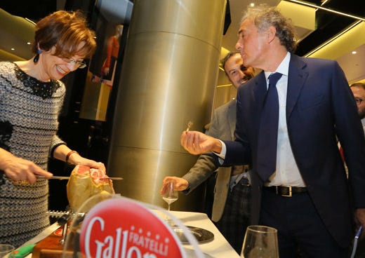 Mirella Galloni (Galloni Prosciutti) e Massimo Giletti