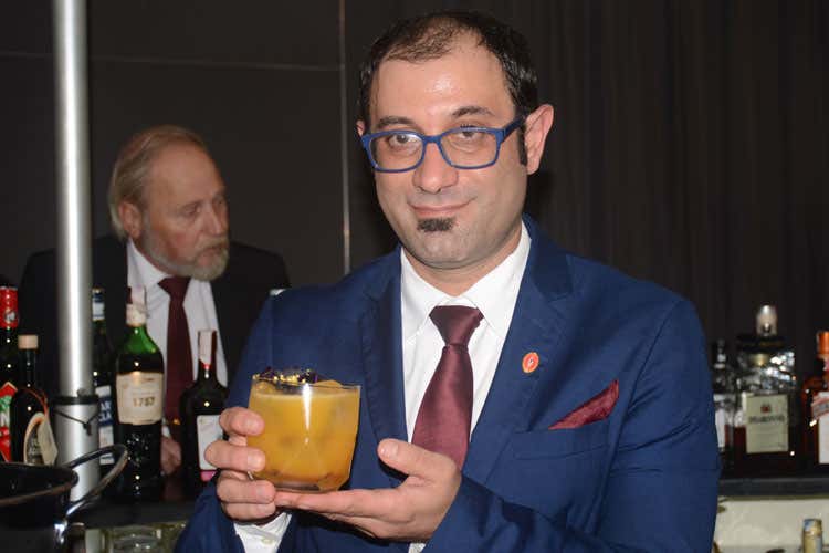 Giuseppe Stumbo (Concorso interregionale Abi - Nord ItaliaIl miglior cocktail &egrave; di Mirko Salvagno)