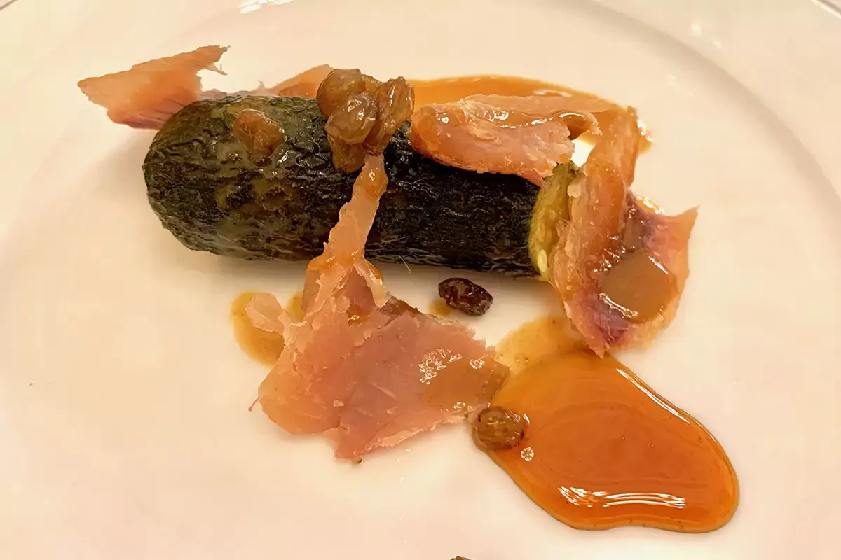 Missoltino, zucchine in carpione, riduzione di aceto in agrodolce, uvetta all'anice e spagnolette tostate Una cena d&rsquo;autore conclude Monza Wine Experience