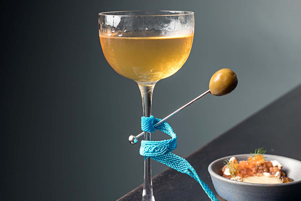 Il cocktail Mr. Evoo Como Lake Cocktail Week: Andrea Paci è il miglior bartender Il cocktail Mr. Evoo Como Lake Cocktail Week: Andrea Paci è il miglior bartender