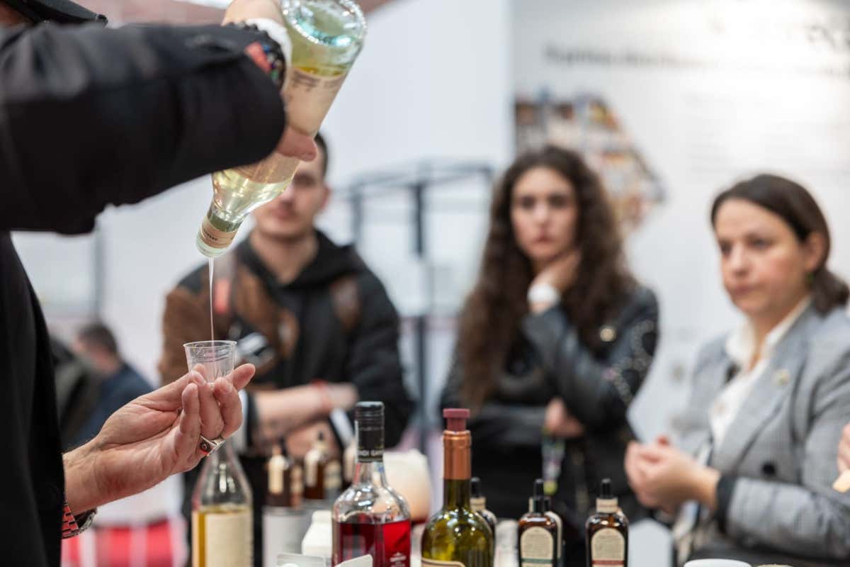 Mixology in evoluzione: dal Gin all'artigianato italiano degli spirits