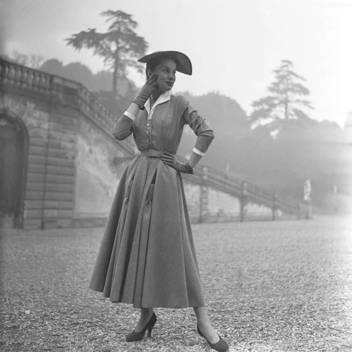 Firenze, 1953: la moda italiana si struttura tra atelier, scuole di alta moda e prime sperimentazioni che anticipano il successo internazionale del Made in Italy