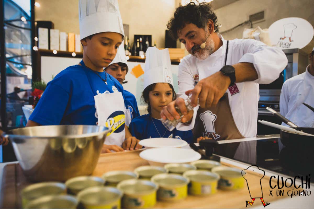 Una passata edizione di Cuochi per un giorno a Modena I piccoli in cucina: a Modena torna “Cuochi per un giorno”, Una passata edizione di Cuochi per un giorno a Modena I piccoli in cucina: a Modena torna “Cuochi per un giorno”,