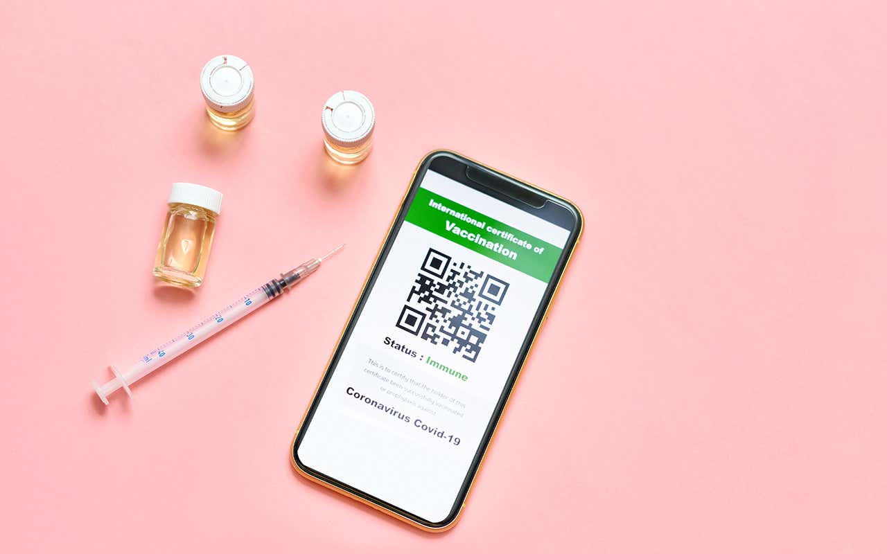 Green pass, con la variante Delta ci sarà bisogno della seconda vaccinazione per ottenerlo? Variante Delta e green pass, Sileri: «Valuteremo eventuali modifiche»