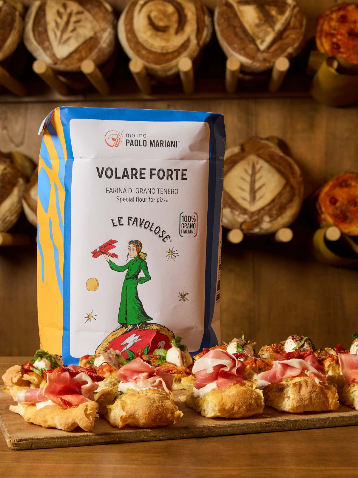 Volare Forte è pensata per impasti ad alta idratazione e per lavorazioni professionali come pizza in teglia