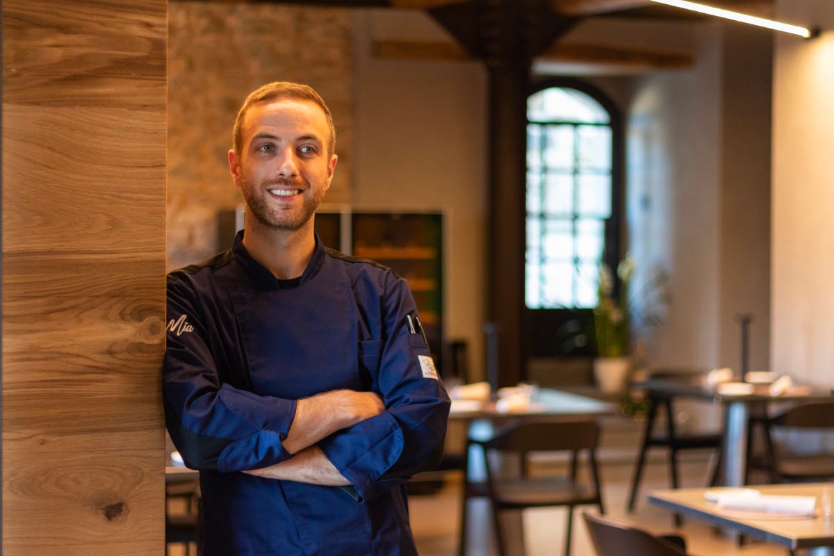 Alla guida delle cucine del ristorante Mia c'è Marco Pasquarelli Soggiorno a Borgotufi per scoprire l’Appennino con le ciaspole ai piedi