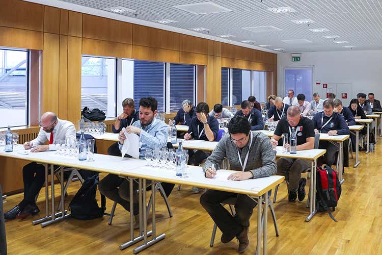 Su 80 pretendenti al titolo, 15 sono italiani (Mondiale dei Biersommelier 15 italiani in gara) Su 80 pretendenti al titolo, 15 sono italiani (Mondiale dei Biersommelier 15 italiani in gara)