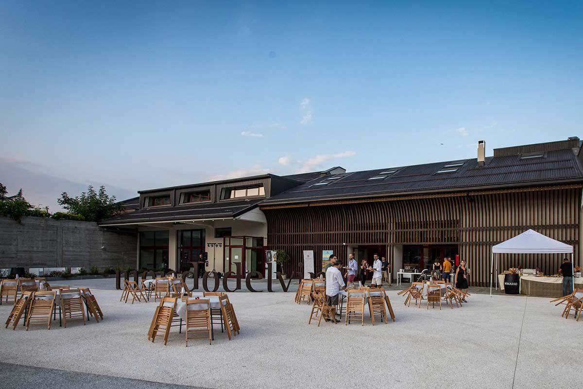 La sede di Pirocca dove si sono svolti i festeggiamenti per il trentennale di Mgm - Mondo del vino (Fonte: Facebook) Mgm Mondo del vino, 30 anni di successi festeggiati nella sede di Pirocca - DA FINIRE