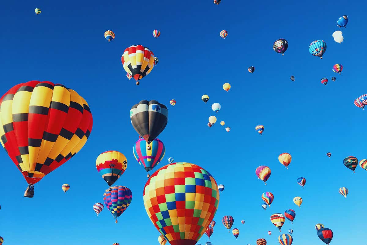 I migliori viaggi in mongolfiera per scoprire le bellezze del mondo dall'alto