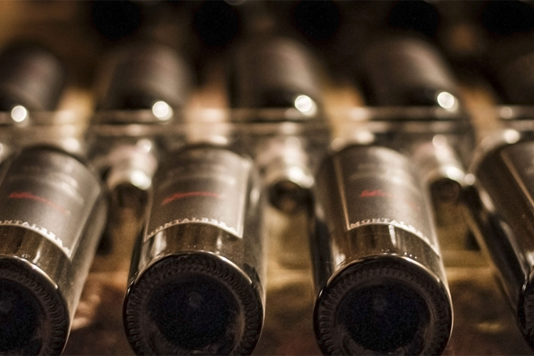 Un vino di un luminoso rosso rubito, tannino appena accennato, ottima persistenza - L'Accento 2019, Ruché di Morando Storico vitigno, vino speciale