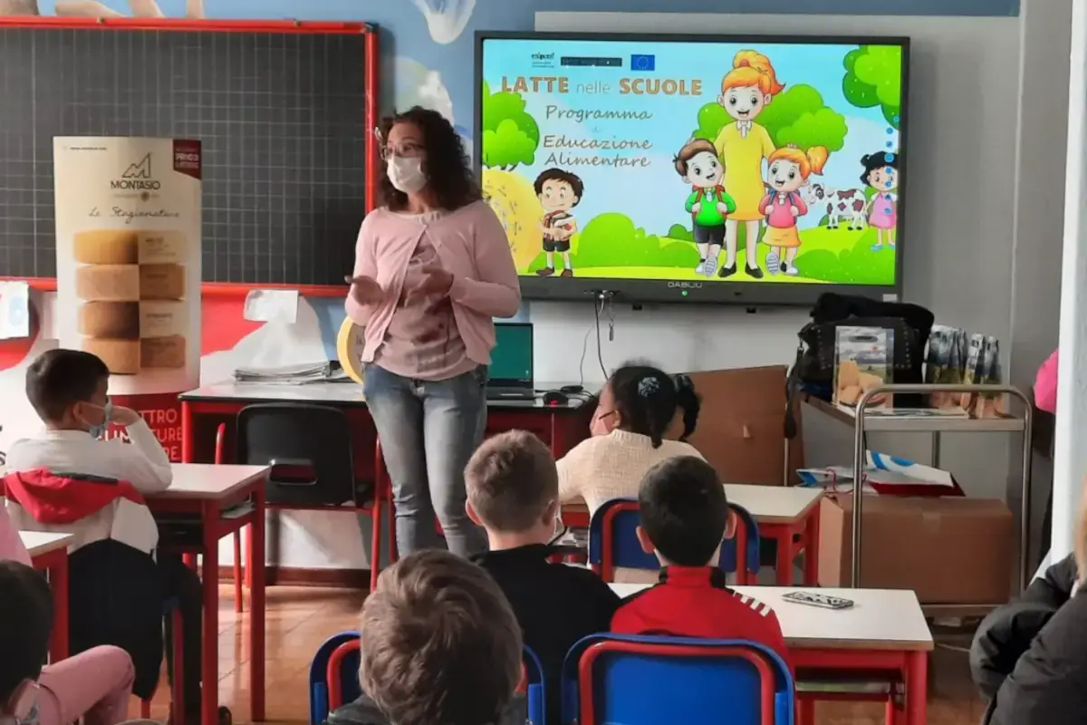 Montasio Dop promuove la buona alimentazione con &ldquo;Latte nelle scuole&rdquo;