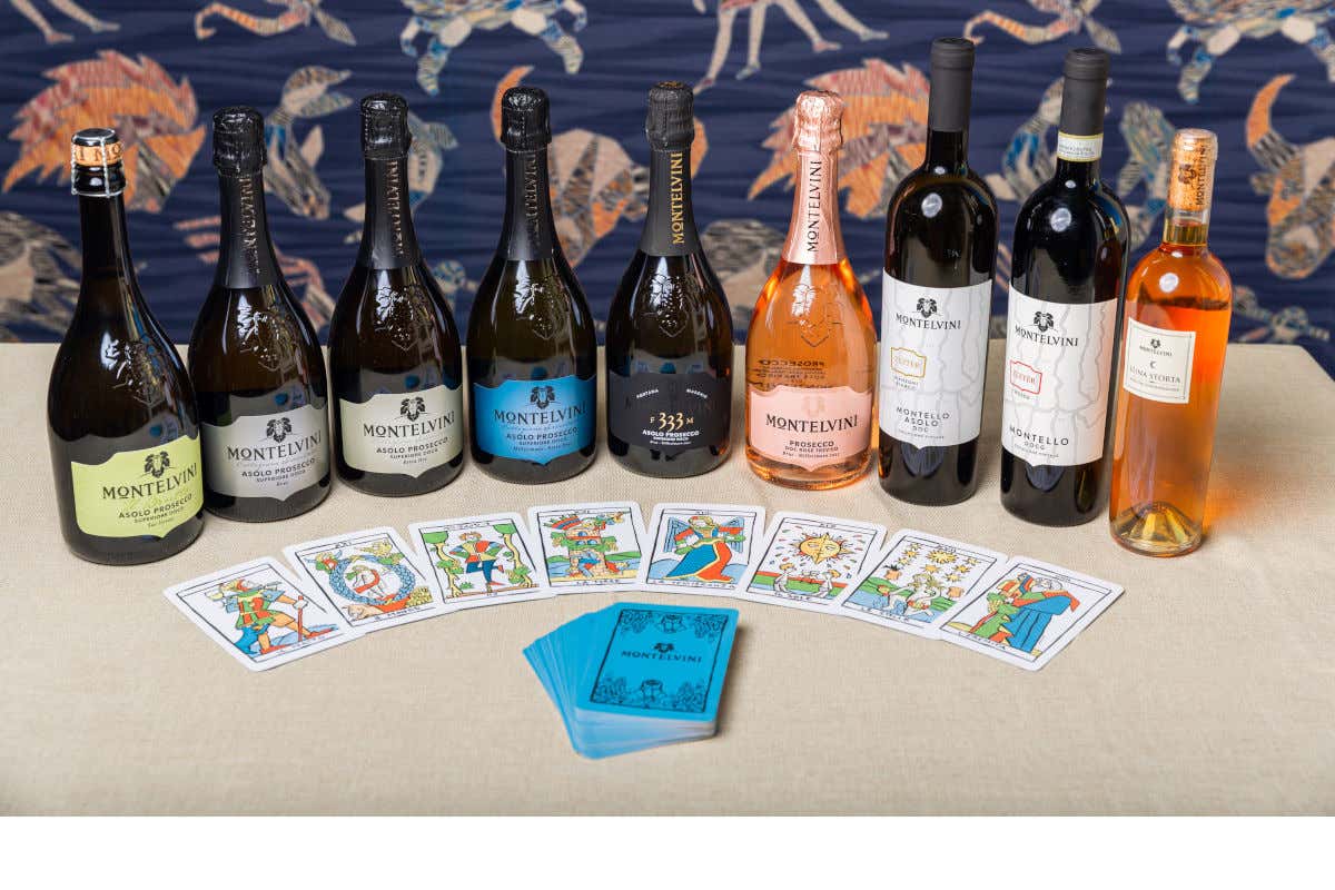 Sono cinque le etichette selezionate da Montelvini per essere associate da Massimo Giannone alla lettura dei tarocchi La magia dei tarocchi insieme alle eccellenze di Montelvini: nasce così “Bubbles