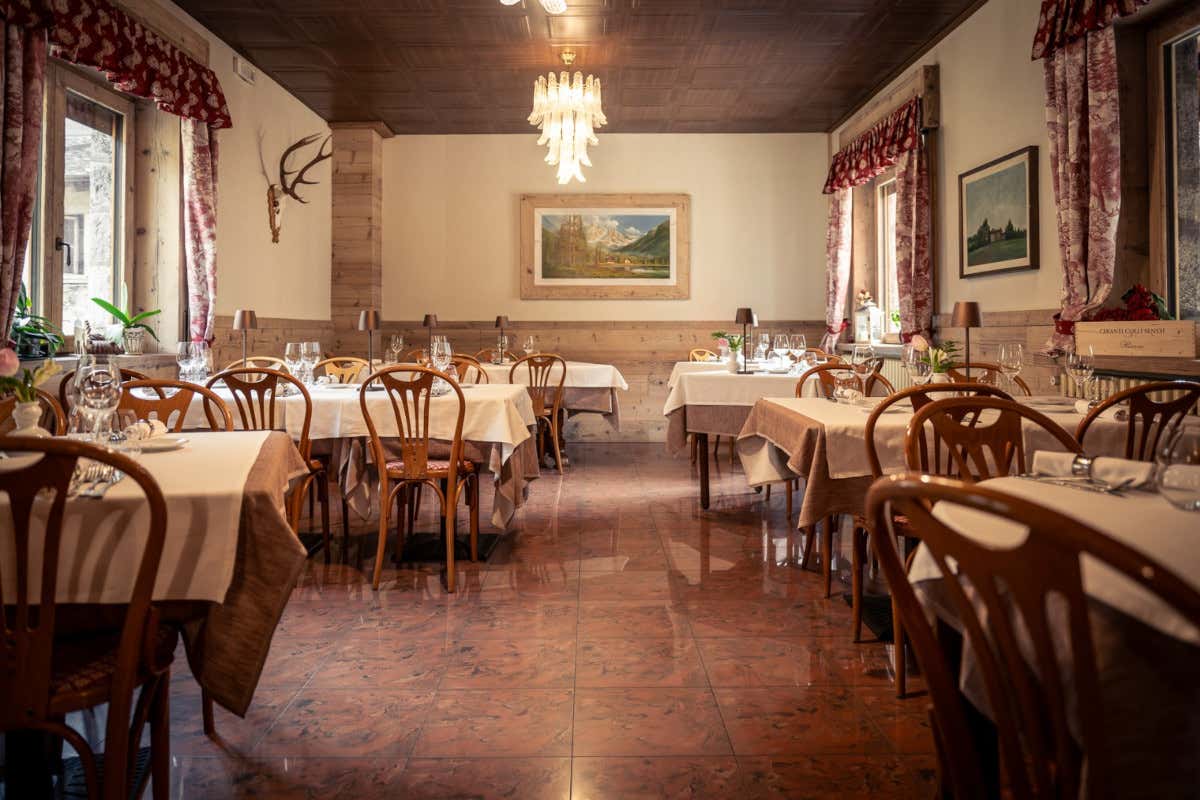 Tra le Orobie, il ristorante Morandi riscrive la cucina di montagna con “mano francese” Tra le Orobie, il ristorante Morandi riscrive la cucina di montagna con “mano francese”