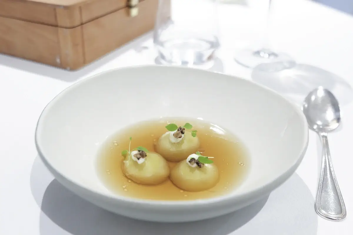 Bottoni, porcini, Vastedda del Belice Dop e tartufo Ristorante Il Moro, la Sicilia e il Mediterraneo nel cuore di Monza
