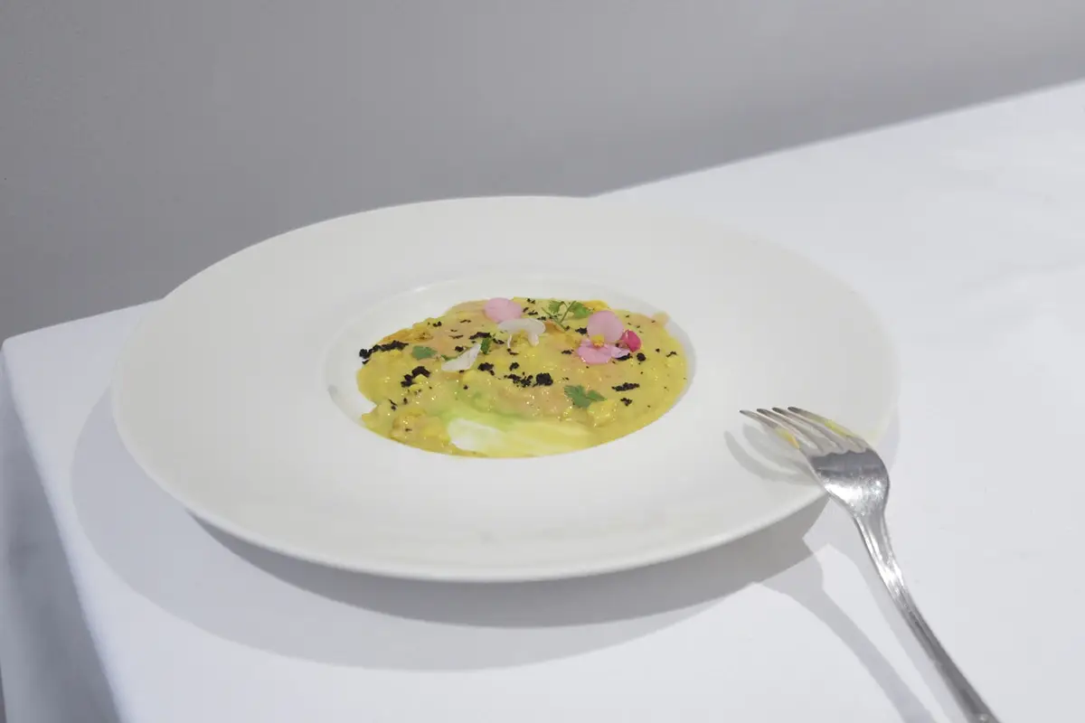 Riso Carnaroli Riserva San Massimo, zafferano, ricci di mare e caffè Ristorante Il Moro, la Sicilia e il Mediterraneo nel cuore di Monza