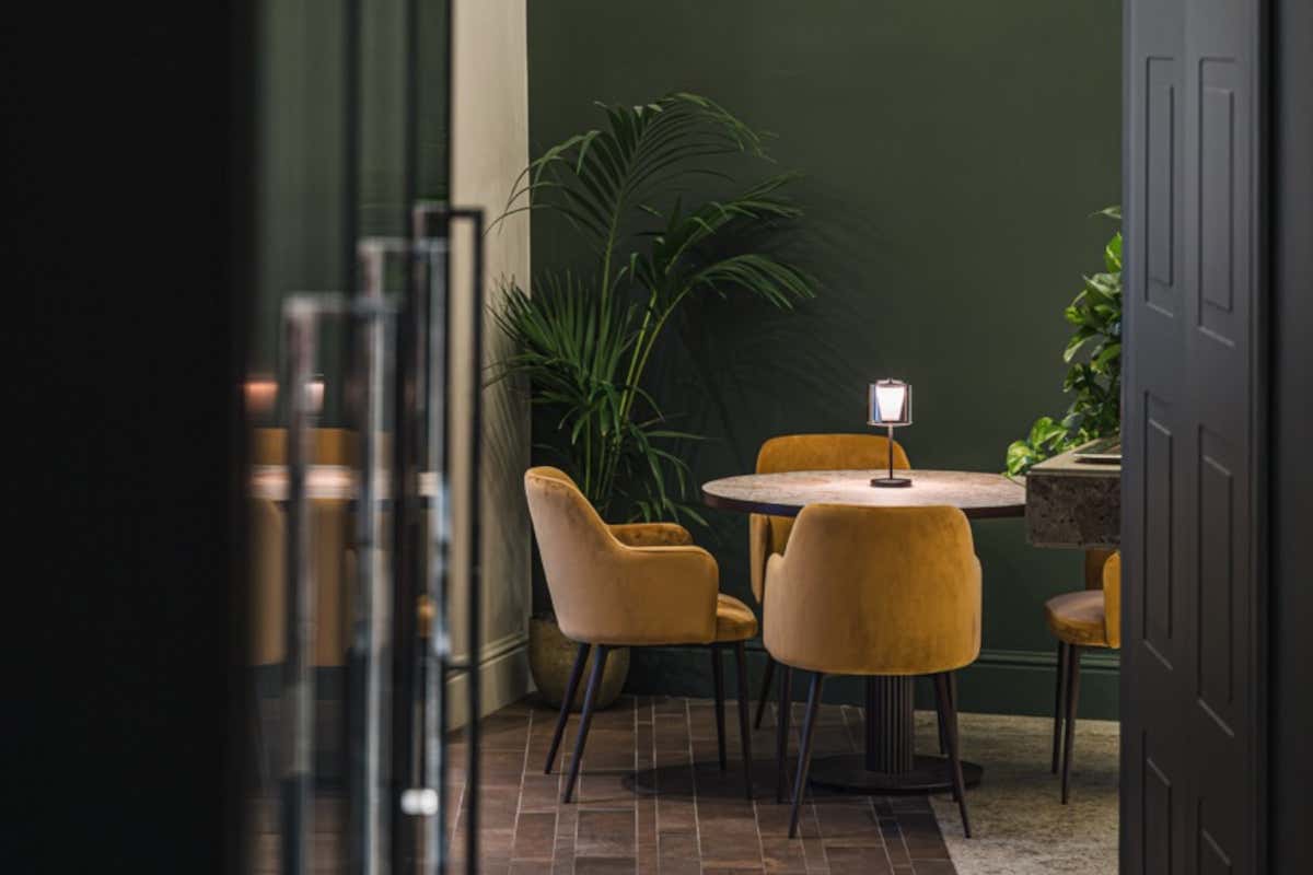 Apre Tribuna Campitelli, cucina mediterranea nel cuore più autentico di Roma Apre Tribuna Campitelli, cucina mediterranea nel cuore più autentico di Roma