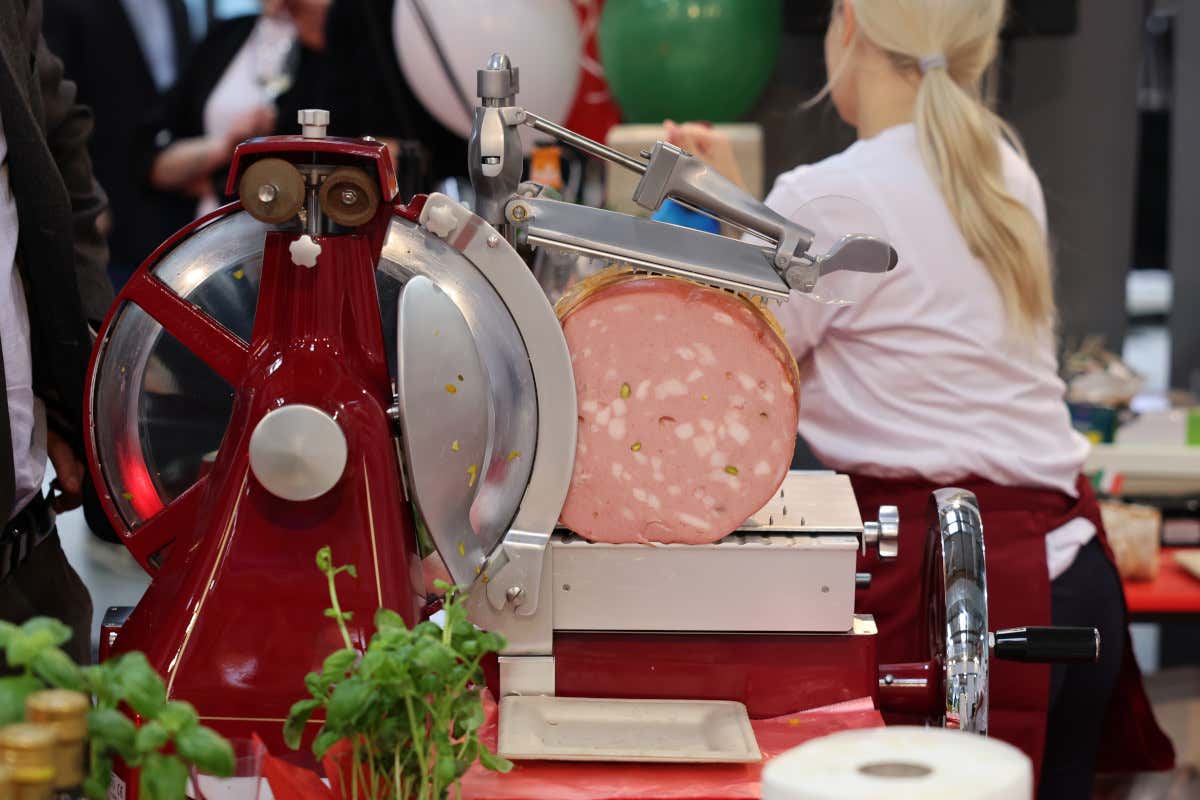 Non chiamatela solo affettato: la mortadella è un pezzo di cultura popolare