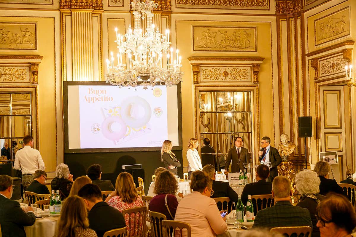 Cresce l’interesse europeo per la Mozzarella di Bufala Campana Dop