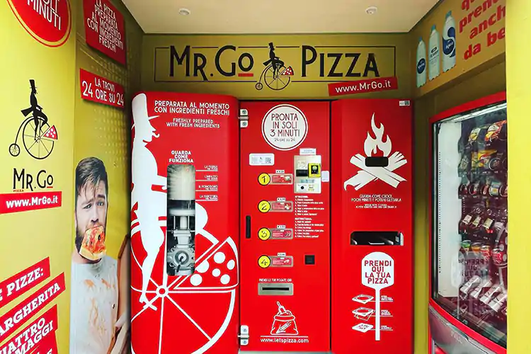 Il distributore automatico di pizza Mr Go Shock anche degli americani per il distributore di pizza a Roma