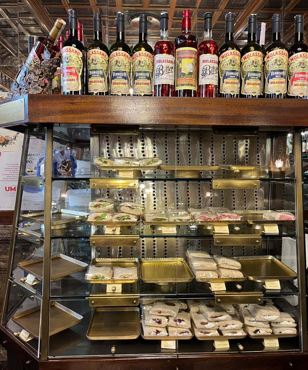 Dal Caffè Mulassano ai bar d’Italia: i 100 anni del tramezzino