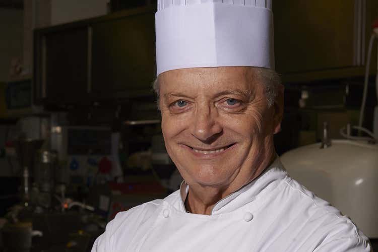 Iginio Massari (Multa a TripAdvisor, ora una leggeMassari: &laquo;Basta offese anonime&raquo;)