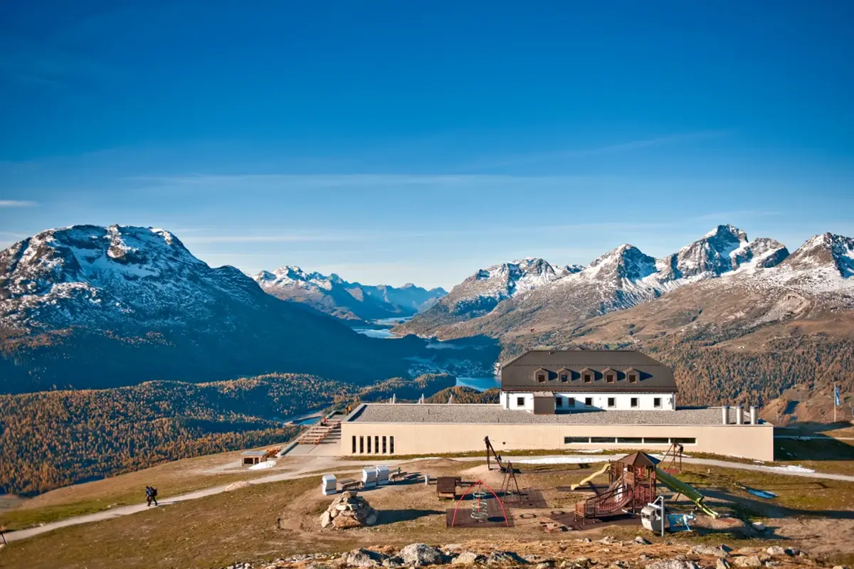 L&rsquo;autunno in Engadina tra boschi dorati e il via allo sci