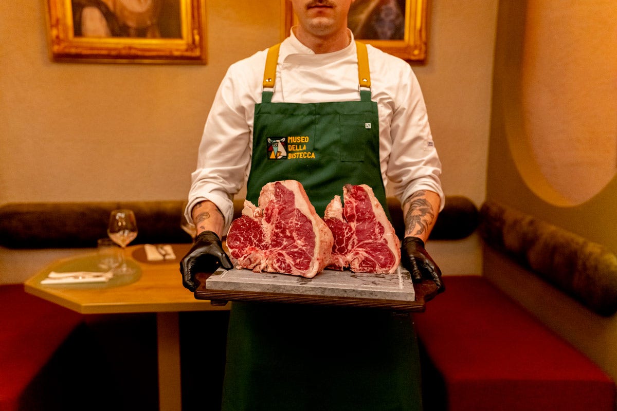 Al Museo della Bistecca si può fare un viaggio alla scoperta dei sapori della carne di qualità A Firenze un nuovo format di ristorante: apre “Il Museo della Bistecca”