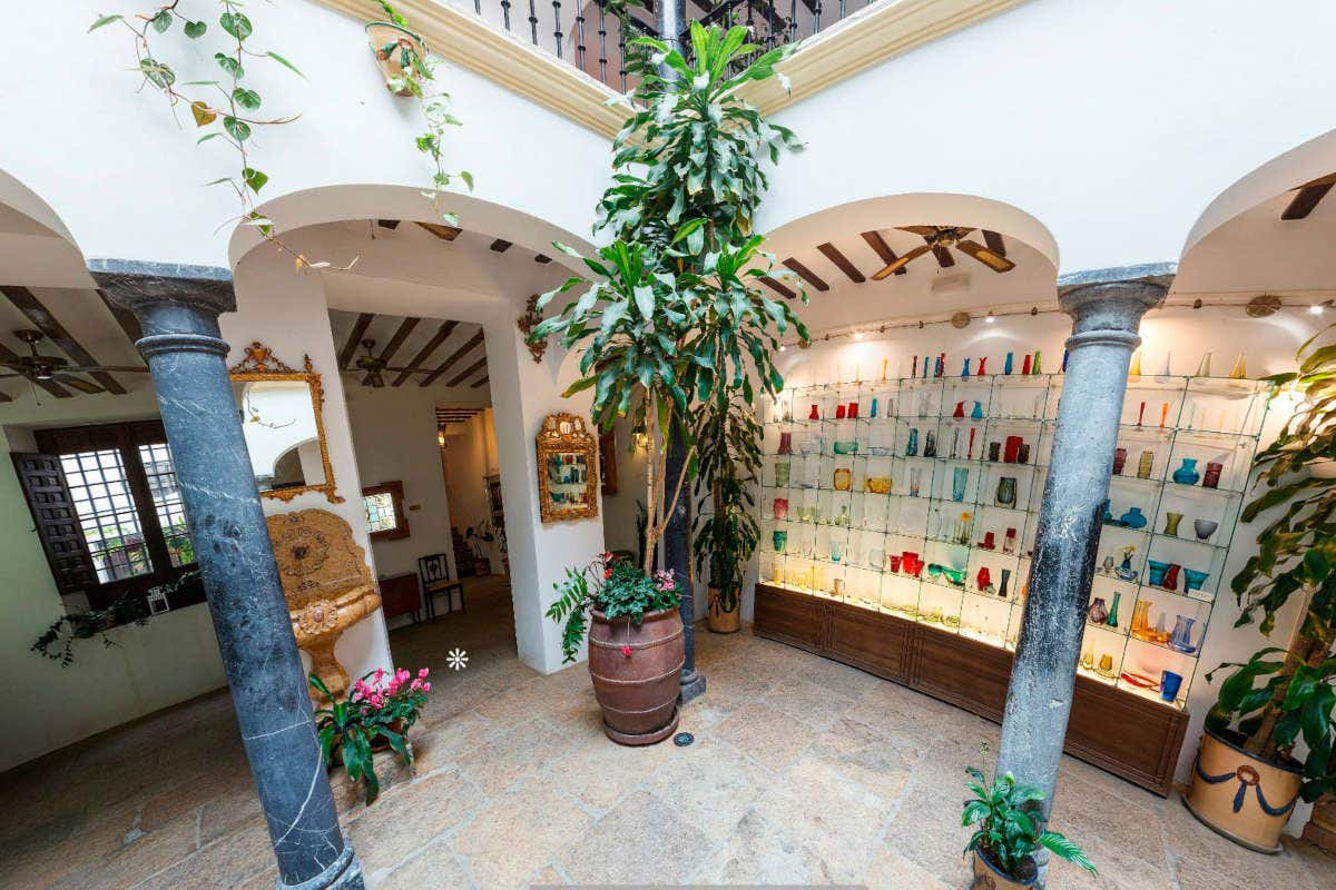 Malaga: un viaggio tra eleganza, arte e sapori nella città che unisce continenti