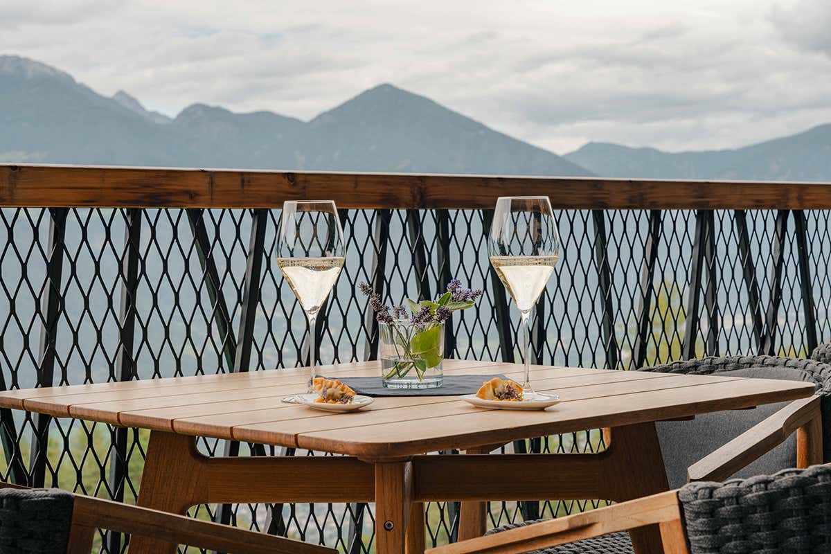 My Arbor, dettaglio della terrazza di ristorante e bar