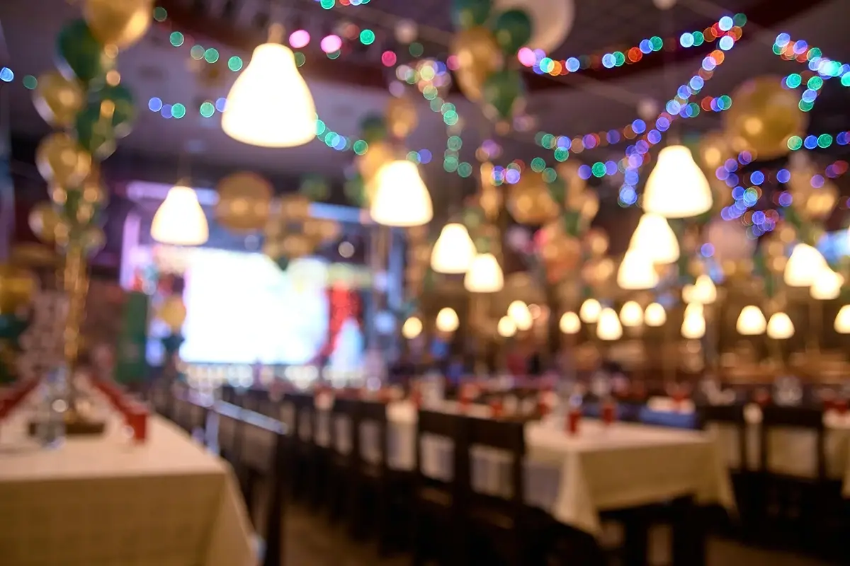 Il 68% degli italiani non vede l&rsquo;ora di tornare a pranzare e cenare fuori casa Pi&ugrave; della met&agrave; degli italiani sogna il ristorante a Natale