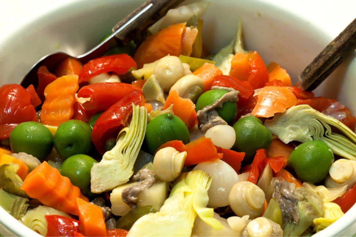 Natale a Napoli: tra capitoni e capretti, cosa si mangia nelle case per le feste? Natale a Napoli: tra capitoni e capretti, cosa si mangia nelle case per le feste?