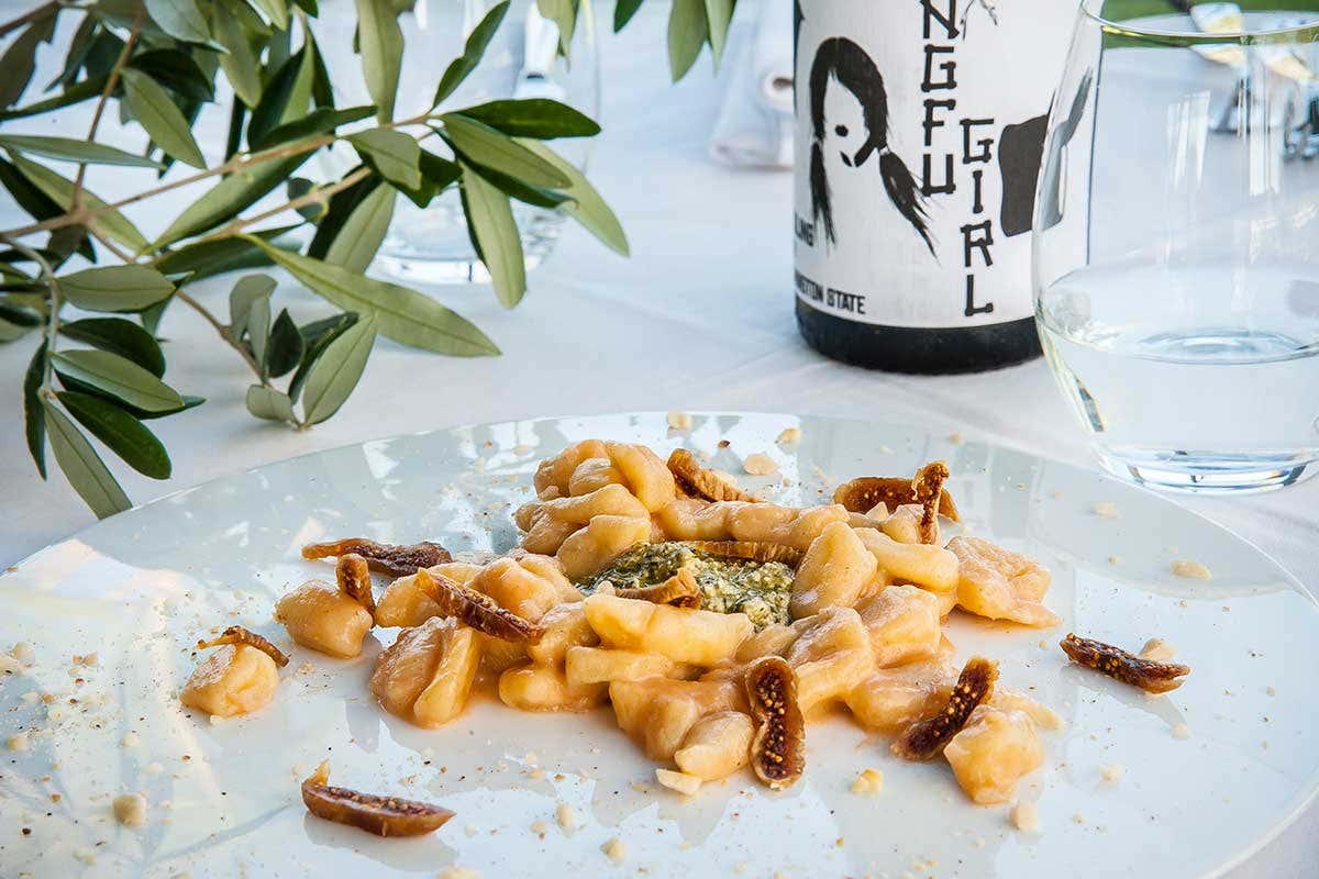 Gnocchetto con bisue di gambero Voglia di buon cibo, champagne e drink? Fermata da Nativo a Fiumicino