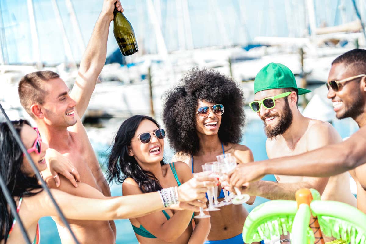 Ideale un diario di bordo Vademecum per i neo-naviganti:?i 5 consigli di Boataround per vivere al meglio il battesimo del mare