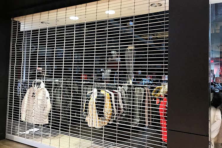 60mila negozi a rischio fallimento - Negozi a rischio fallimento Col lockdown spariscono in 60mila