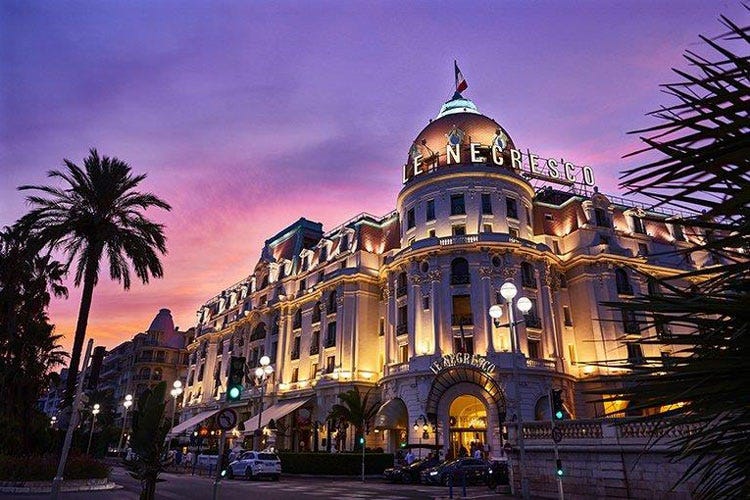 L'Hotel Negresco di Nizza (Hotel, ristorante, galleria d'arte Nizza, tutto il fascino del Negresco)