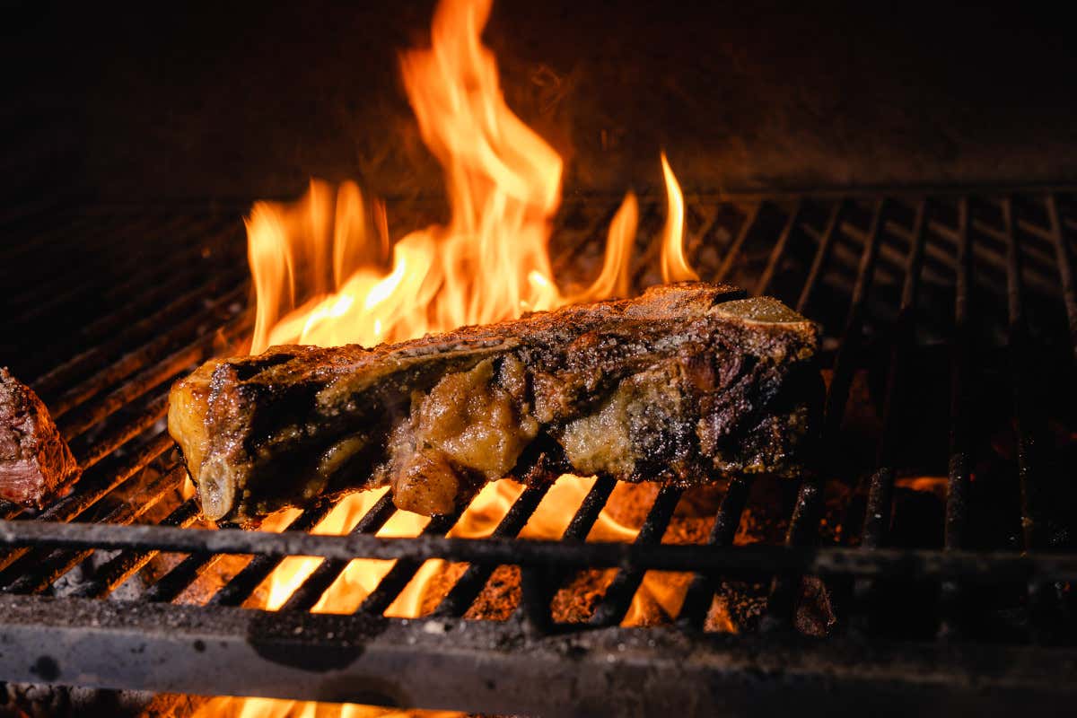 Voglia di carne alla brace? Ecco la selezione di Nero 9 a Milano Voglia di carne alla brace? Ecco la selezione di Nero 9 a Milano