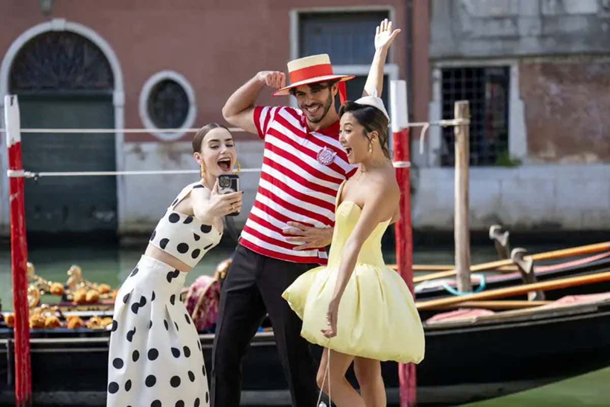netflix_emily_in_paris_venezia4