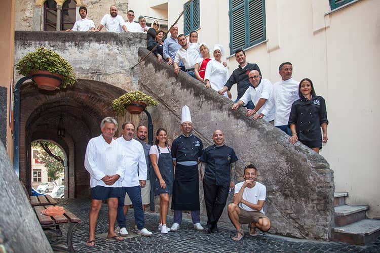 Alcuni dei protagonisti dell'evento (Nettuno Winefestival Domenica con cibo e vino del posto)