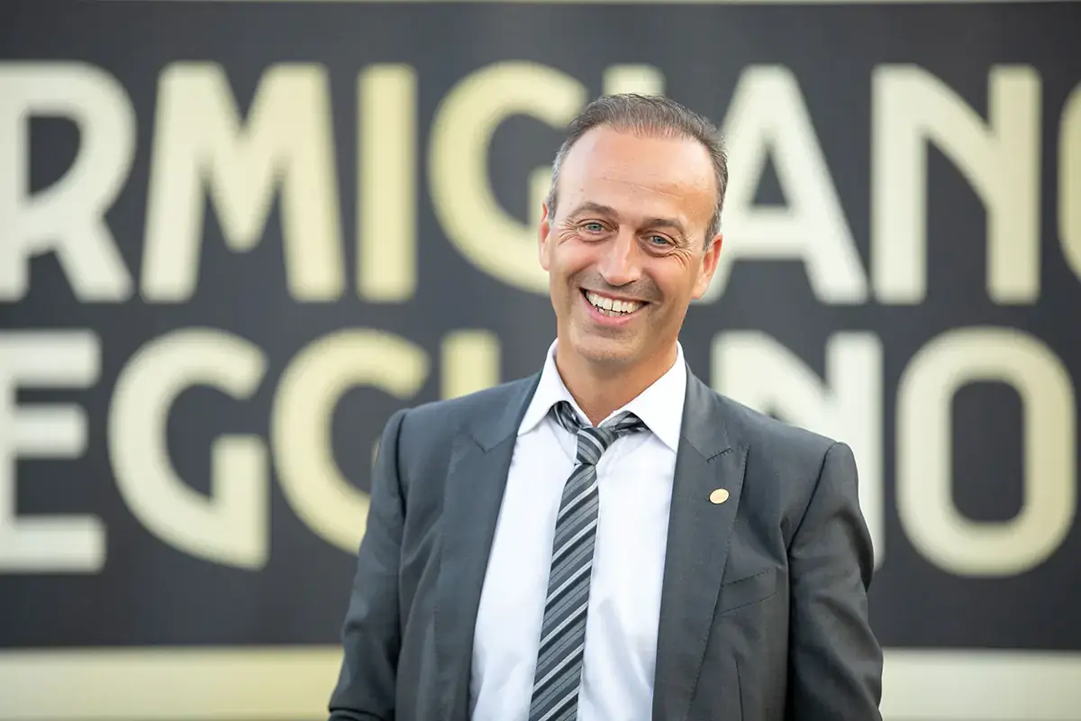 Nicola Bertinelli Parmigiano e Grana insieme contro le etichette a semaforo
