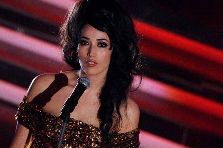 Nina Zilli Nina Zilli ha il covid:  &laquo;Evitate i locali chiusi&raquo;