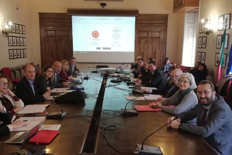 La commissione riunitasi al Ministero (Nobile di Montepulciano Docg Toscana finisce sull&rsquo;etichetta)
