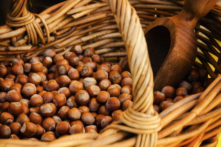 L'Italia produce il 13% delle nocciole a livello mondiale (La Lombardia investe sulle noccioleAiuti alle aziende del settore)