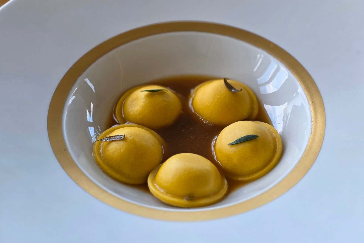 Il ristorante di Pesaro dove l’alta cucina parla la lingua del luogo