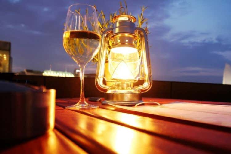A organizzare le iniziative il Movimento Turismo del Vino e Citt&agrave; del Vino (&Egrave; la notte delle stelle cadenti Calici in alto in tutta Italia)