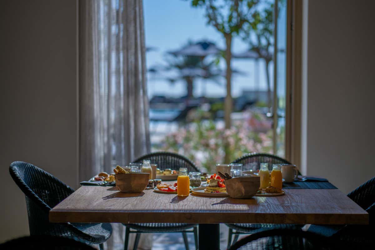 Nous: arte, design e benessere sull'isola di Santorini 
