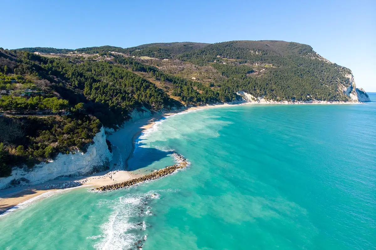 Numana Ottima estate per il turismo nelle Marche, ora si pensa all&rsquo;autunno