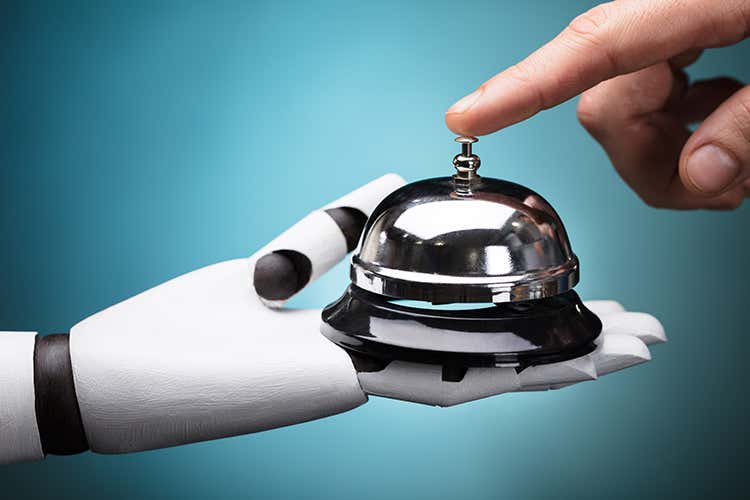 (Le nuove frontiere dell&rsquo;intelligenza artificiale in hotel)
