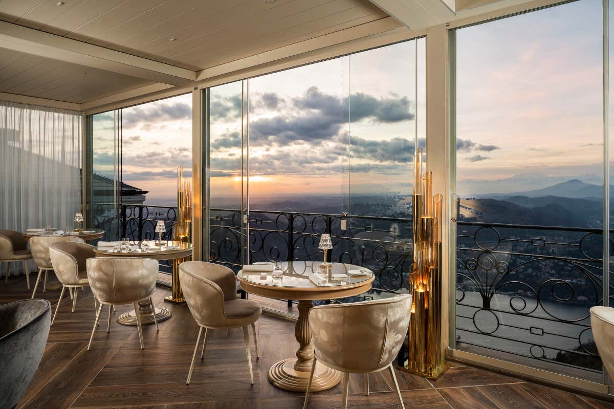 Un allievo di Bartolini e Niederkofler guida la cucina del Nuvole Garden di Como Un allievo di Bartolini e Niederkofler guida la cucina del Nuvole Garden di Como